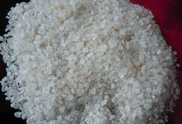 阜新一立方米可以装多少吨石英砂？（石英砂每方多少吨）